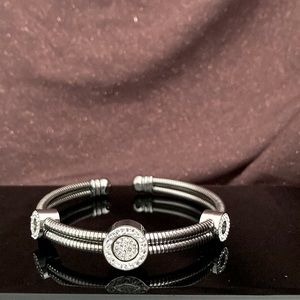 Beautiful Stainless Steel Cuff Bangle